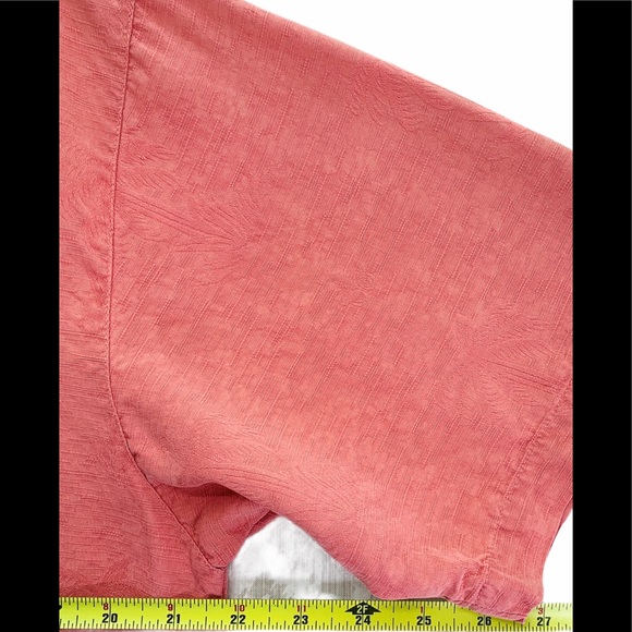 Tommy Bahama Men’s Small Hawaiian Shirt Pink - Picture 8 of 10